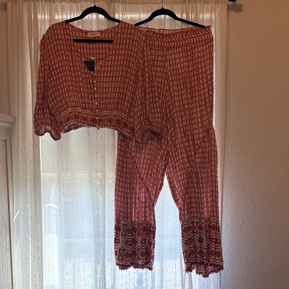 Women's Red Patterned Pants & Top Set